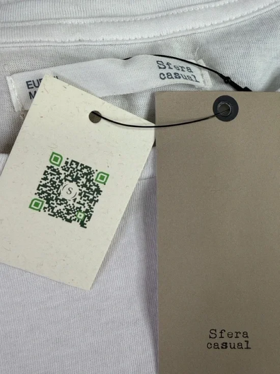 Sequined multicolor parrot sequin embellishment Cotton Top - Picture 3 of 15